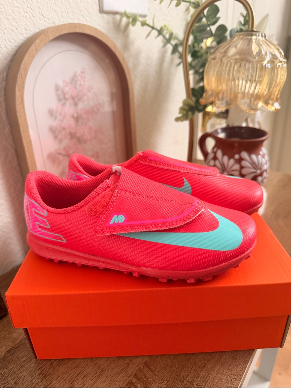 New Nike size 12 Kids Soccer Cleats